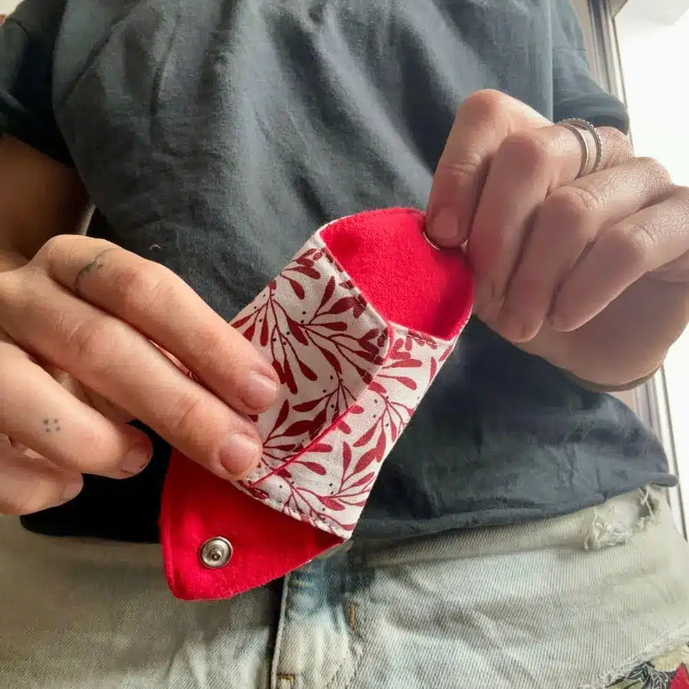 Salvaslip reutilizable de algodón talla S – cobertura estándar sangre nüshu