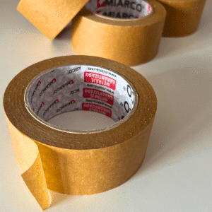 Cinta adhesiva de papel